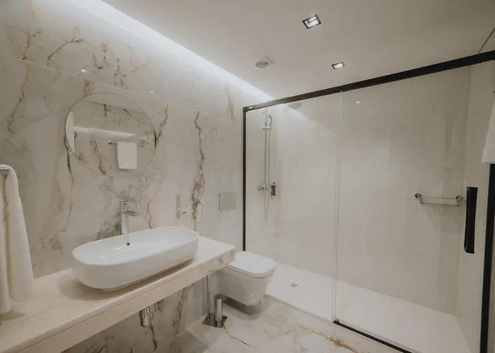 Rooftop Marina Ll By Madeira * Funchal (Madeira)