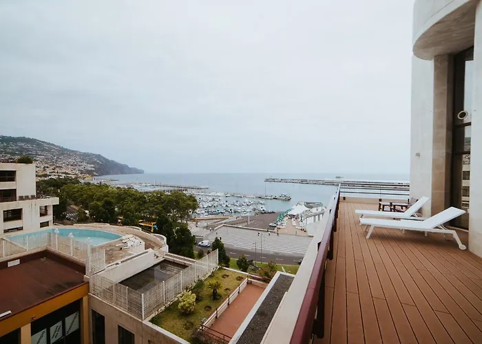 Rooftop Marina Ll By Madeira Апартаменты Фуншал